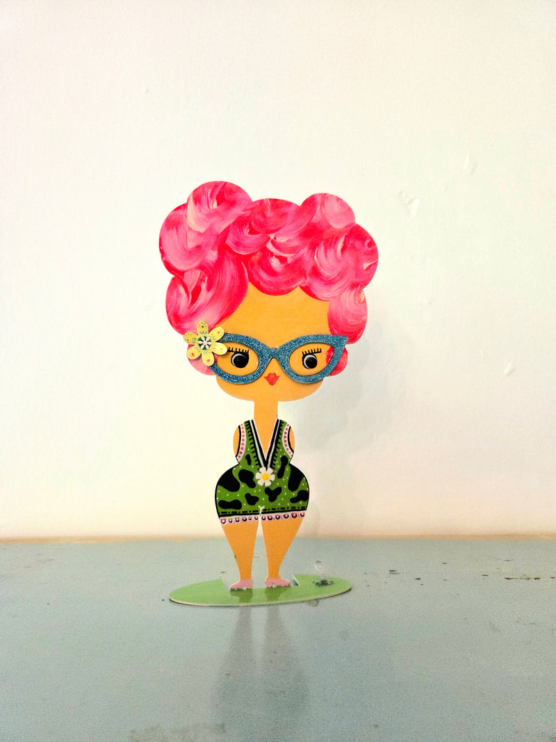 מדאם פנטסטיק עם בגדים ים 22 סמ גובה